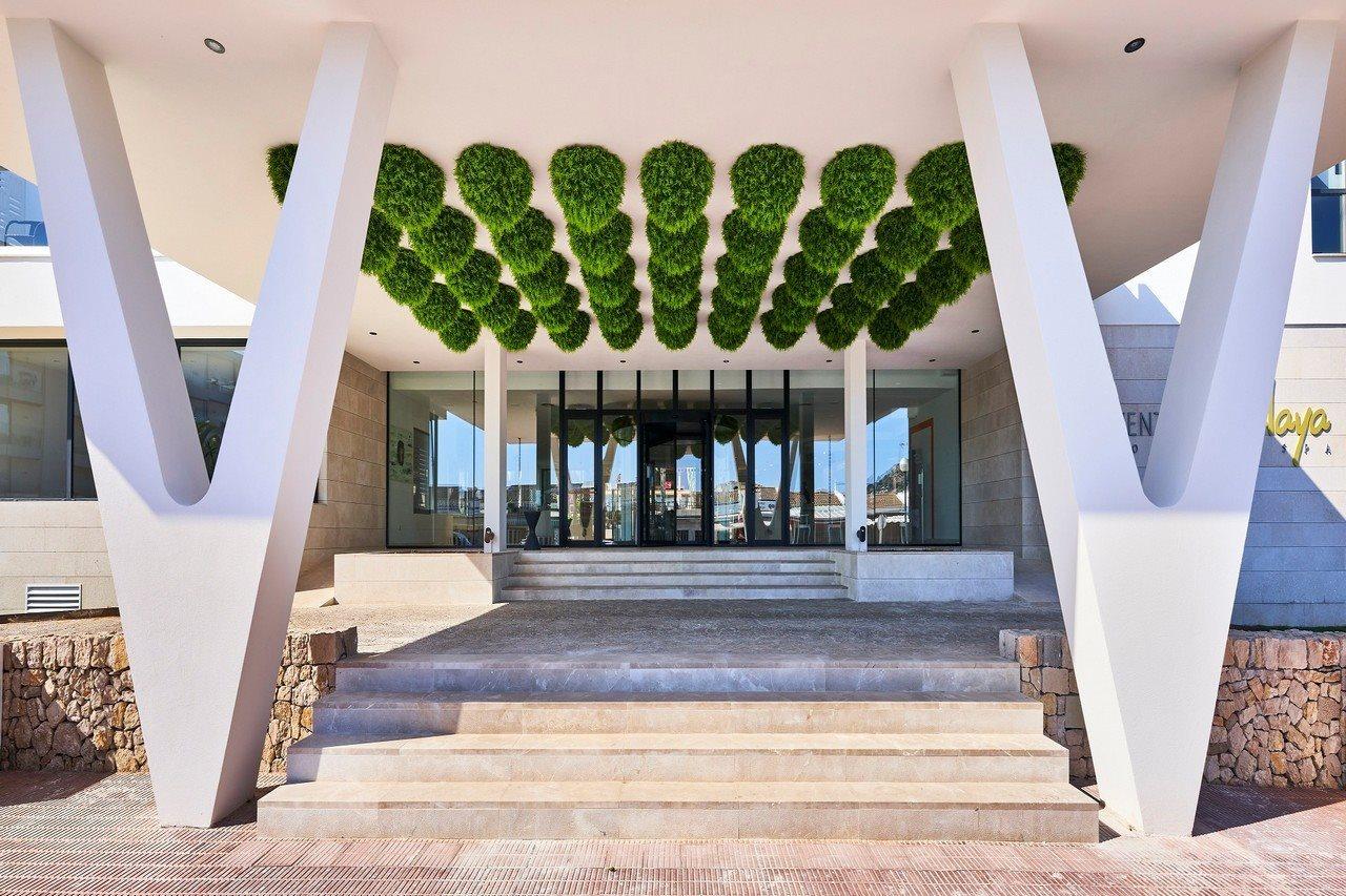 Hotel & Spa S'Entrador Playa Cala Ratjada  Exterior photo