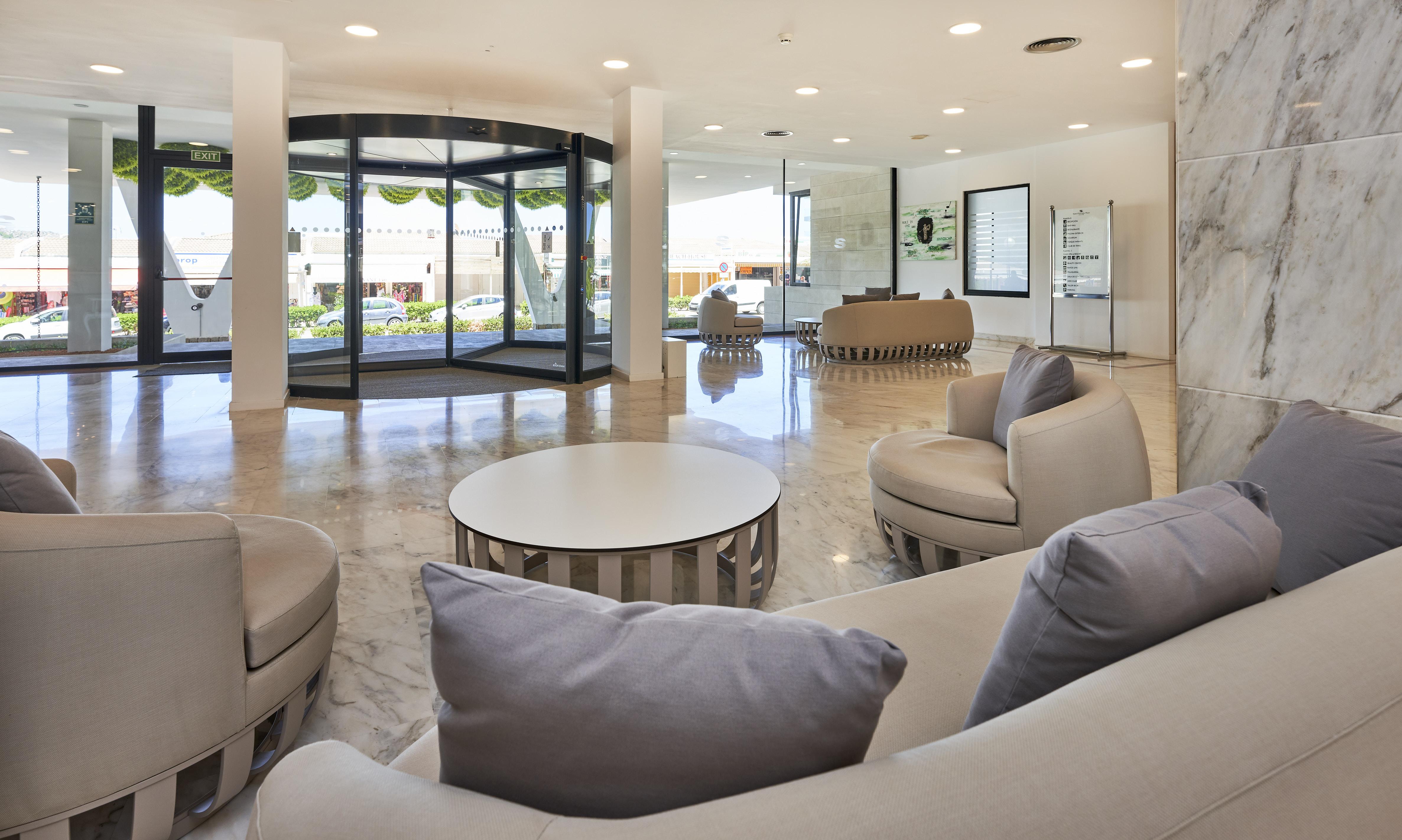 Hotel & Spa S'Entrador Playa Cala Ratjada  Exterior photo